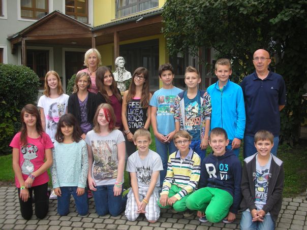 klasse_2b_2014_604x453