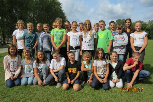 klasse 1a 2017 604x403